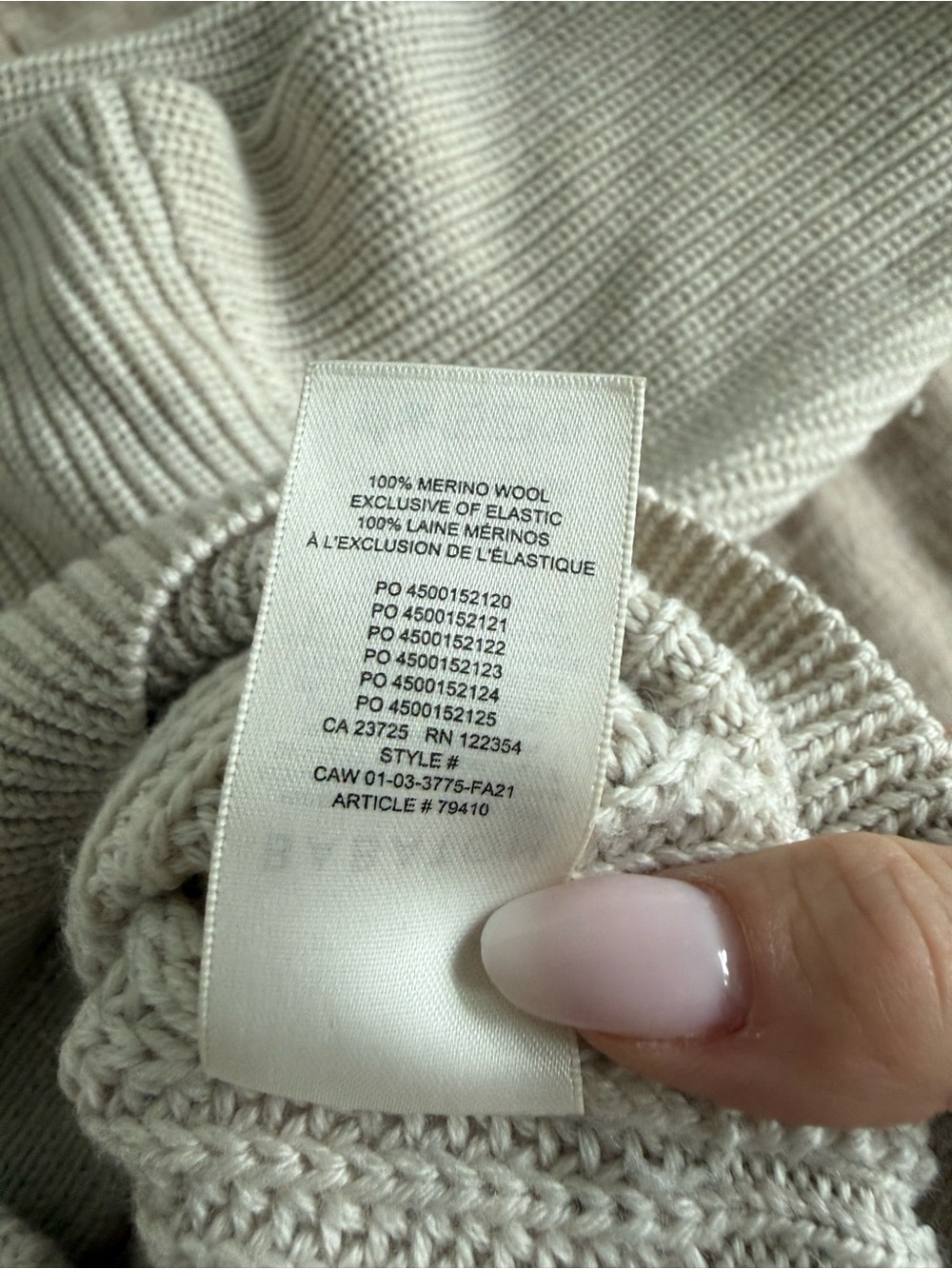Aritzia Babaton Canberra Wool Cropped Cardigan Size Medium - Picture 9 of 9